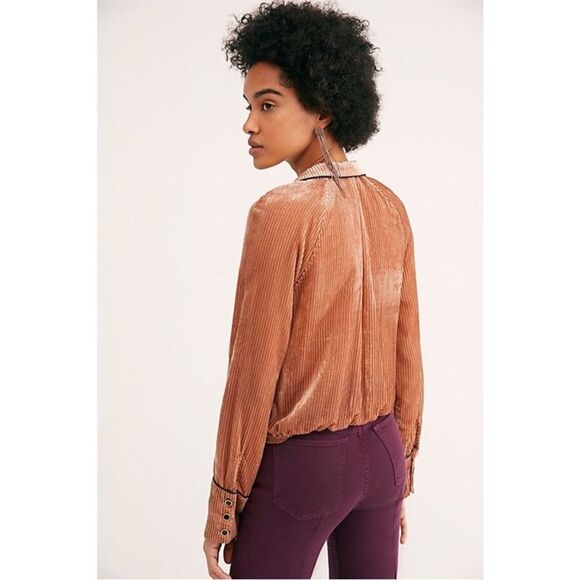 FREE PEOPLE ASPEN NIGHTS VELVET TOP - Picture 4 of 8